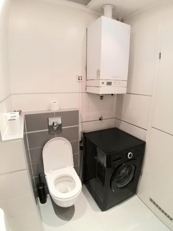 Theos Atelier Self Check In Apartment W Free Private Parking 자그레브 외부 사진
