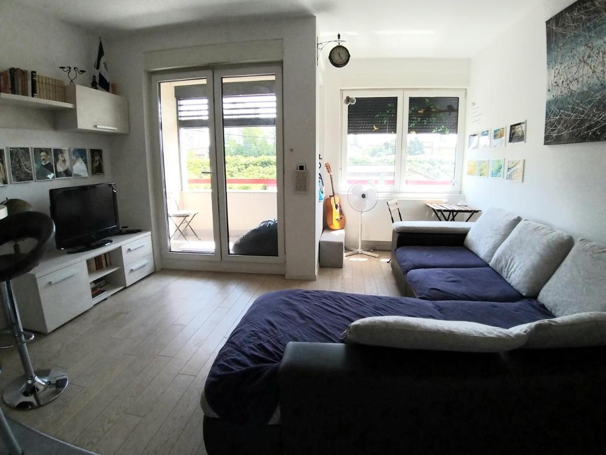 Theos Atelier Self Check In Apartment W Free Private Parking 자그레브 외부 사진
